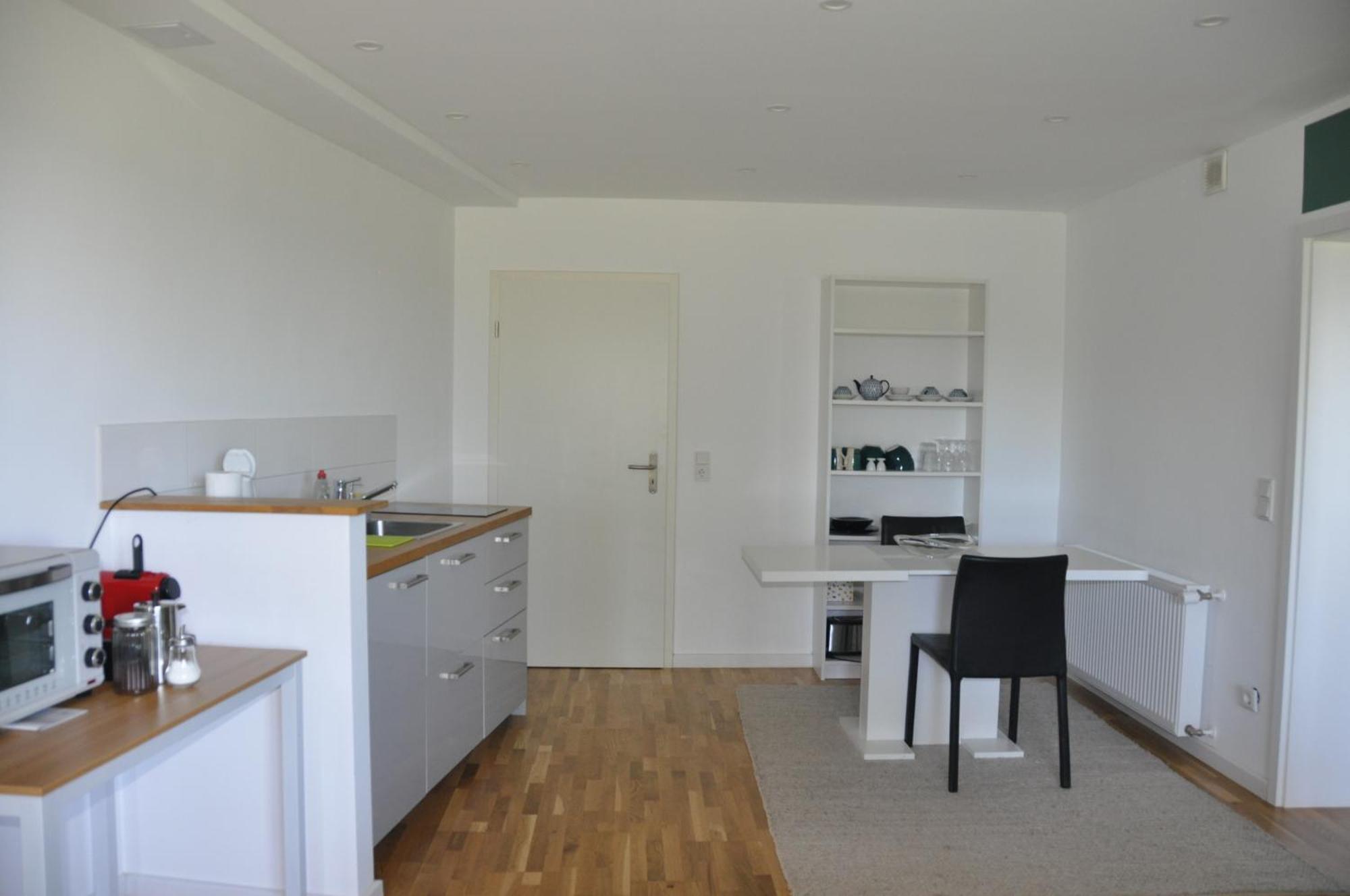 2-Zimmer Wohnung Mit Terrasse, Fernblick, Natur, Ruhig - Marburg Bagian luar foto